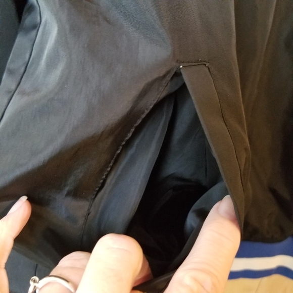 Tones of Melanin Vorhees College Logo Lined Windshirt Pullover Jacket - Picture 8 of 13